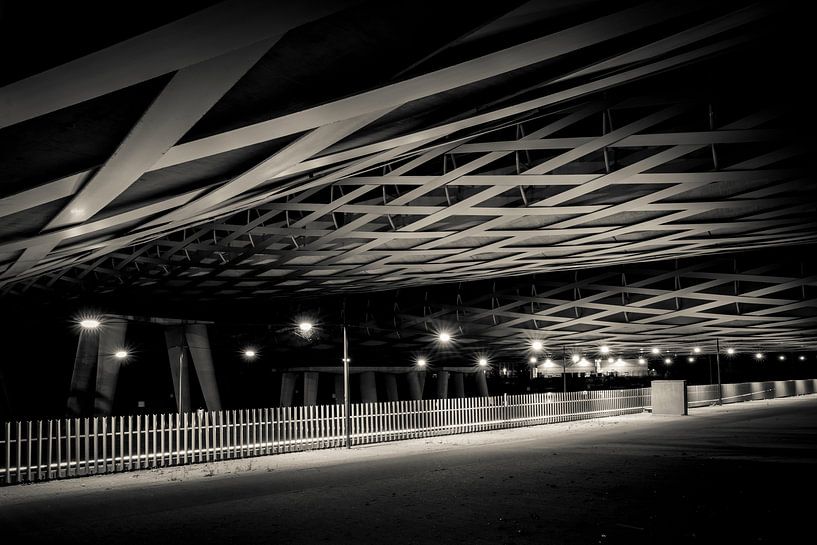 Königlich-Walisische Eisenbahnbrücke, 's-Hertogenbosch, die Niederlande von Marcel Bakker