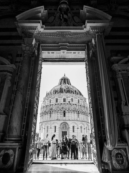 Silhouettenfotografie Duomo bis Battisterio Pisa Italien von Martijn Jebbink Photography