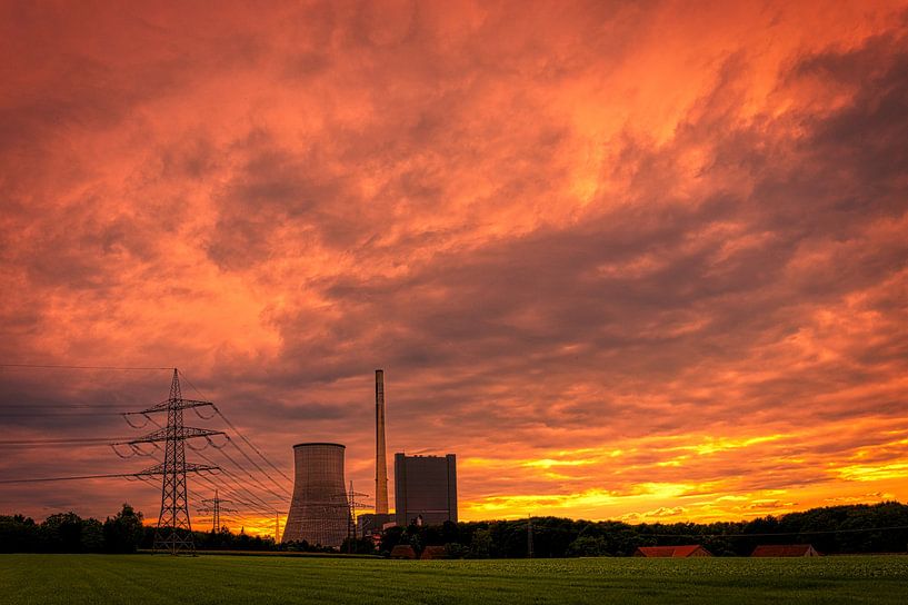 Firesky bij RWE kolencentrale Ibbenburen van peterheinspictures