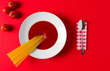 Tomaten en pasta. van Hennnie Keeris