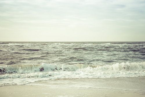 Waves by Pascal Deckarm