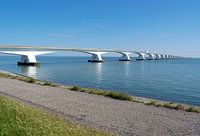 Seawall bridge