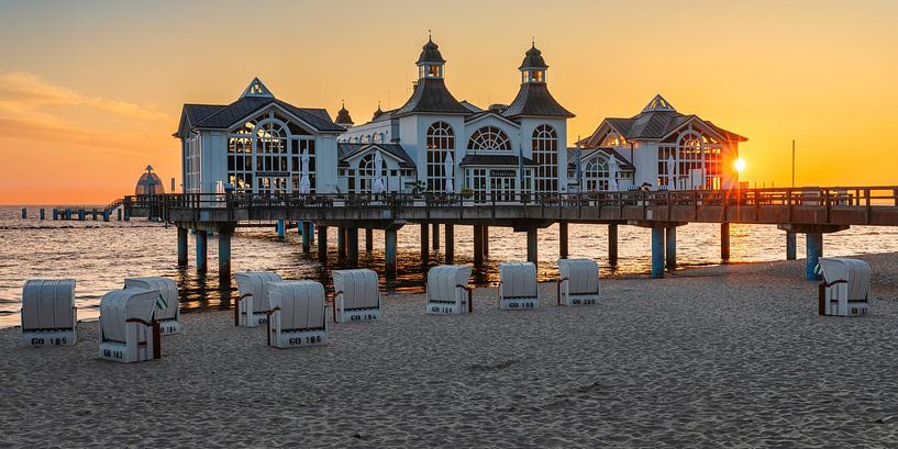 Pier on Sellin beach at sunrise by Markus Lange