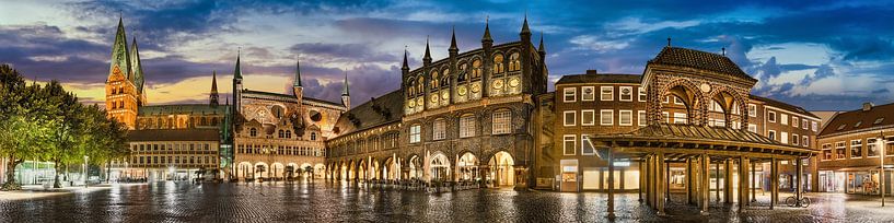 Market place of Lübeck. by Voss photography