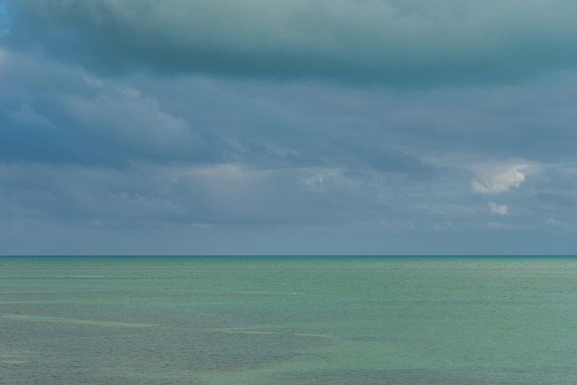 USA, Florida, Storm coming over florida keys paradise like ocean by adventure-photos