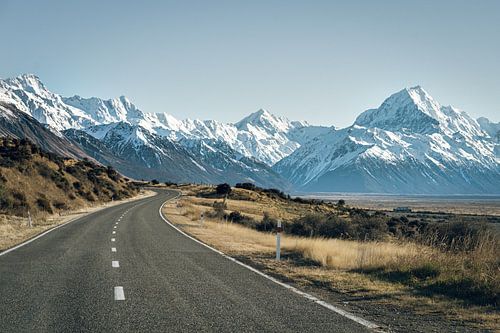 De kronkelende weg naar Mount Cook, Nieuw-Zeeland