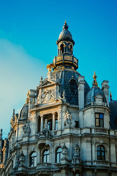 Antwerp by Hello Pompoyo