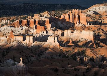 Sunset in Bryce Canyon by Pieter Gordijn