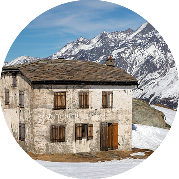 Oude herberg in het skigebied Zermatt (Matterhorn) van t.ART