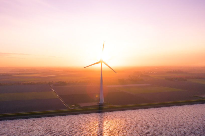 Windmolen zonsopgang urk van Thomas Bartelds