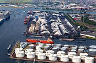 Luchtfoto haven van Amsterdam van Anton de Zeeuw thumbnail