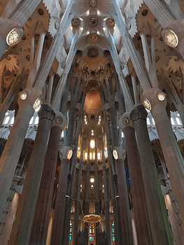 Sagrada Família – Organic Sanctuary