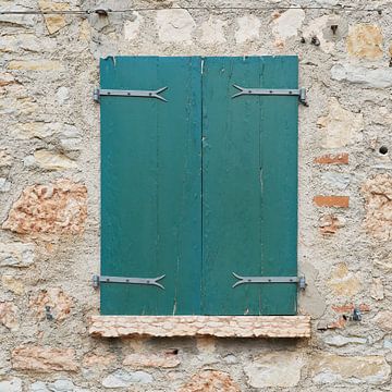 Green shutters in the old town centre of Malcesine