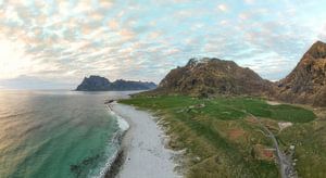 Uttakleiv Beach