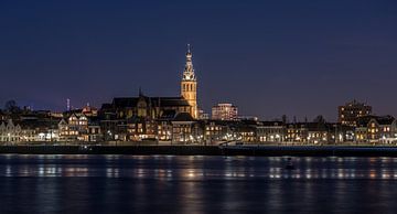 St. Stevenskerk - Nijmegen blaue Stunde