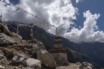 Stupa et drapeaux de prière Népal