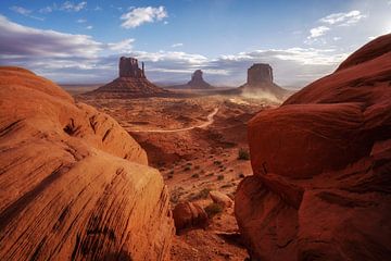 Zandstorm bij Monument Valley