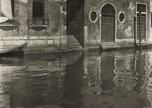 Reflecties - Venetië (1894) door Alfred Stieglitz