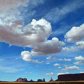 Monument Valley panorama von Peter De Knock