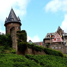 Le château Bacharach sur Paul Emons