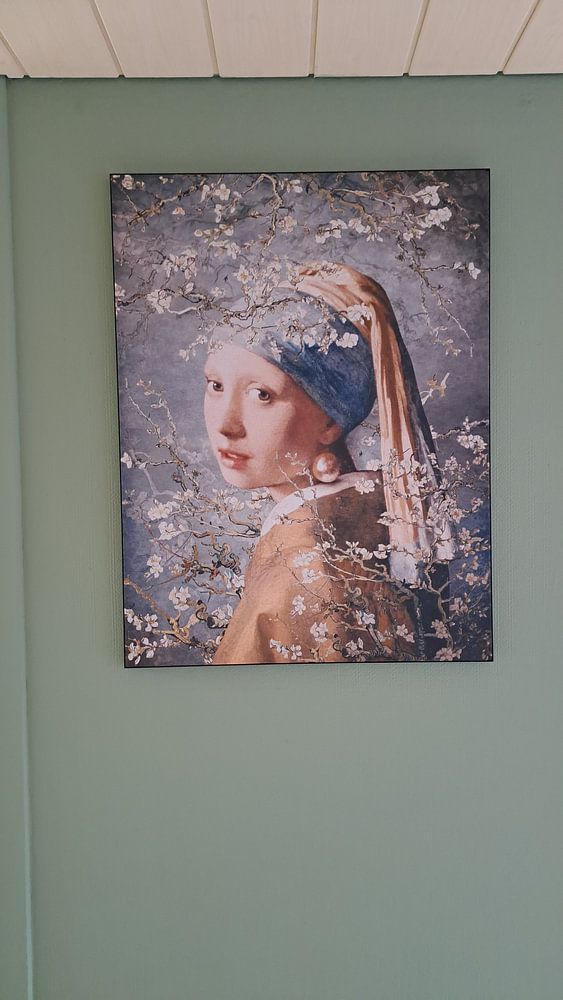 Mädchen mit Mandelblüte  von Evavisser 