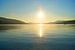 Lever du soleil sur le lac sur Markus Jerko