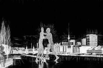 Molecule Men sur le pont Oberbaumbrücke 02