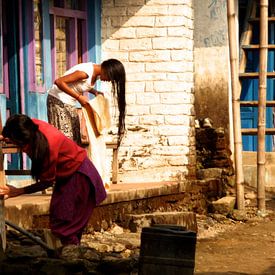 'Ochtendritueel', Bahundanda- Nepal van Martine Joanne