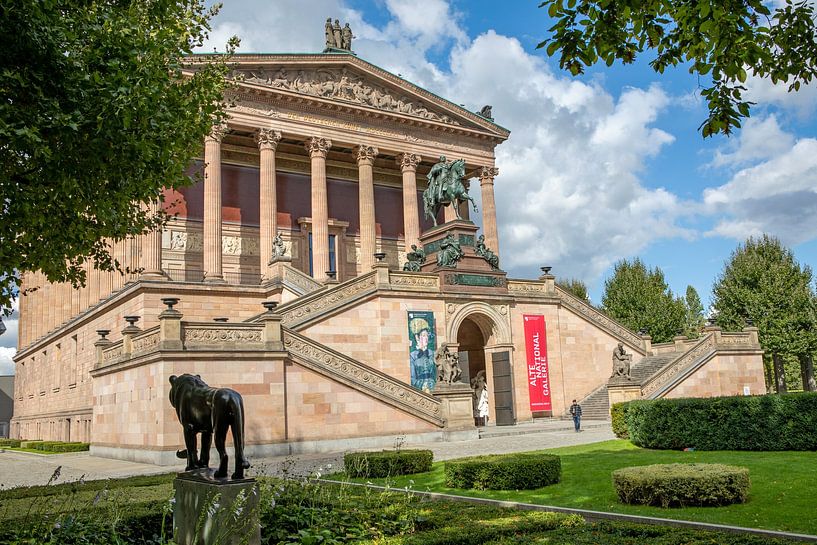 Berlin - Old National Gallery by t.ART