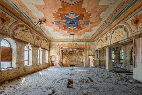 Lost Place - Verlaten Balzaal - Herberg