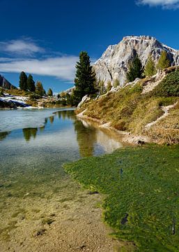 lago Limides mountain lake by Alex Neumayer