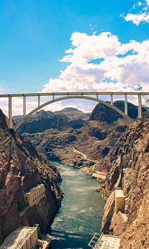 Hoover Dam op de grens tussen de Amerikaanse staten Nevada en Arizona van Patrick Groß