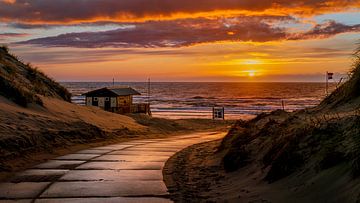 Zonsondergang boven zee bij strandafslag Duinoord van Rob Baken