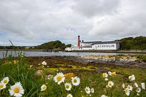 The Lagavulin Distillery is a sanctuary for whisky enthusiasts von Thijs Schouten