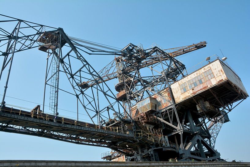 Ehemaliger Kohlebagger im früheren Tagebau Golpa-Nord bei Gräfenhainichen von Heiko Kueverling