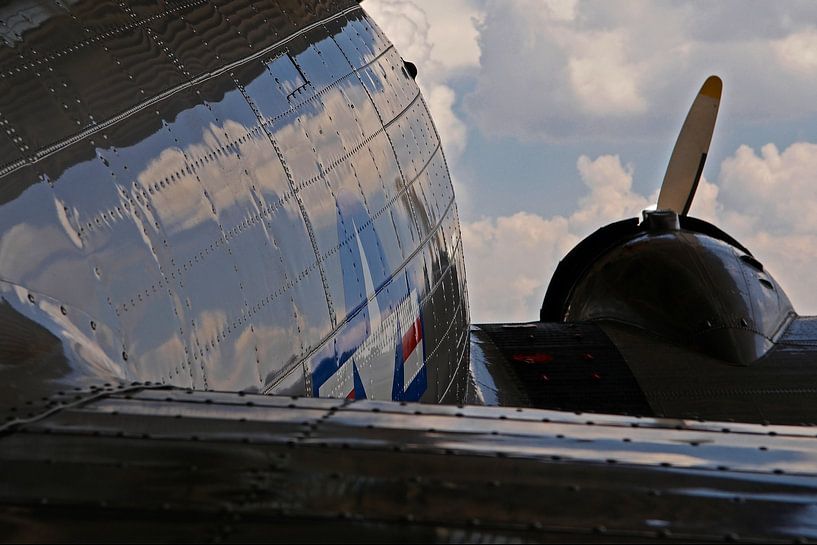 Rosinenbomber im alten Flughafen Berlin- Tempelhof von Frank Herrmann