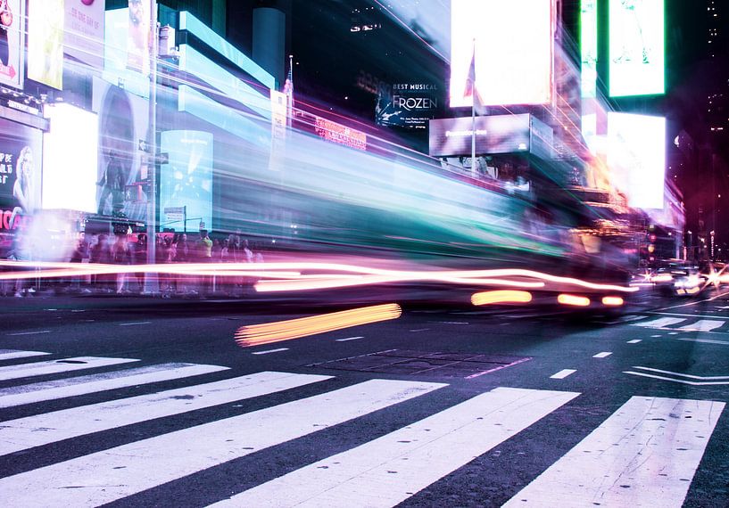 Times Square 2 von Mireille Noordermeer