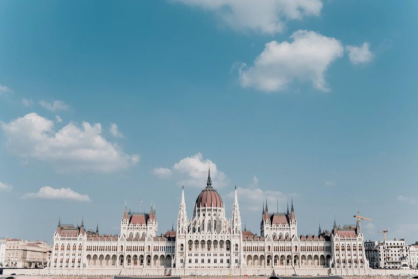 Budapest by Hello Pompoyo