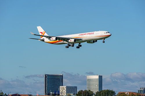 Airbus A340-300 van Surinam Airways.