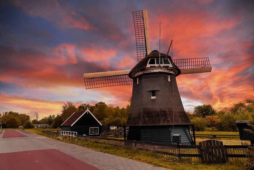 Dutch windmill by Digikhmer
