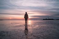 Prachtige zonsondergang met weerspiegeling op het zand par Jolien Kramer Aperçu