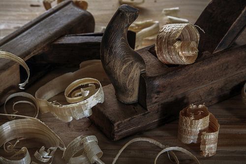 oud vliegtuig met chips