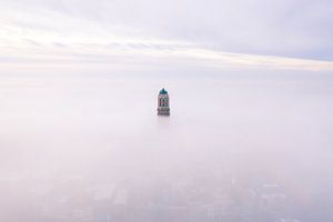 Zwolle dans la brume sur Thomas Bartelds