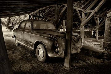 Old Peugeot 403 van Halma Fotografie