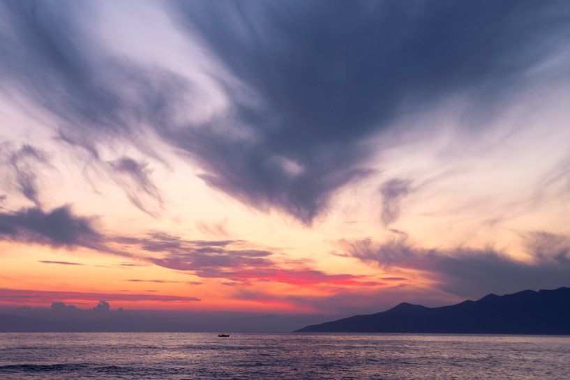 Sonnenuntergang in Griechenland von Miranda van Hulst