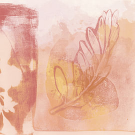 Olivenzweig. Romantische botanische Kunst in Rosa, Gelb, Korallenrot und Weiß von Dina Dankers