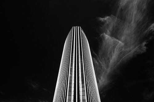 Black-and-white photo of Beursgebouw Rotterdam (Beurs World Trade Center)