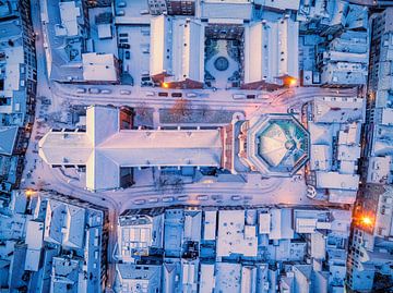 Zwolle Peperbus Kirchturm während eines kalten Wintersonnenaufgangs von Sjoerd van der Wal Fotografie