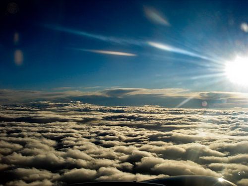 Boven de wolken