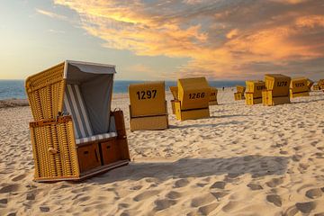 Strandkörbe am Strand von Sylt von Gerwin Schadl